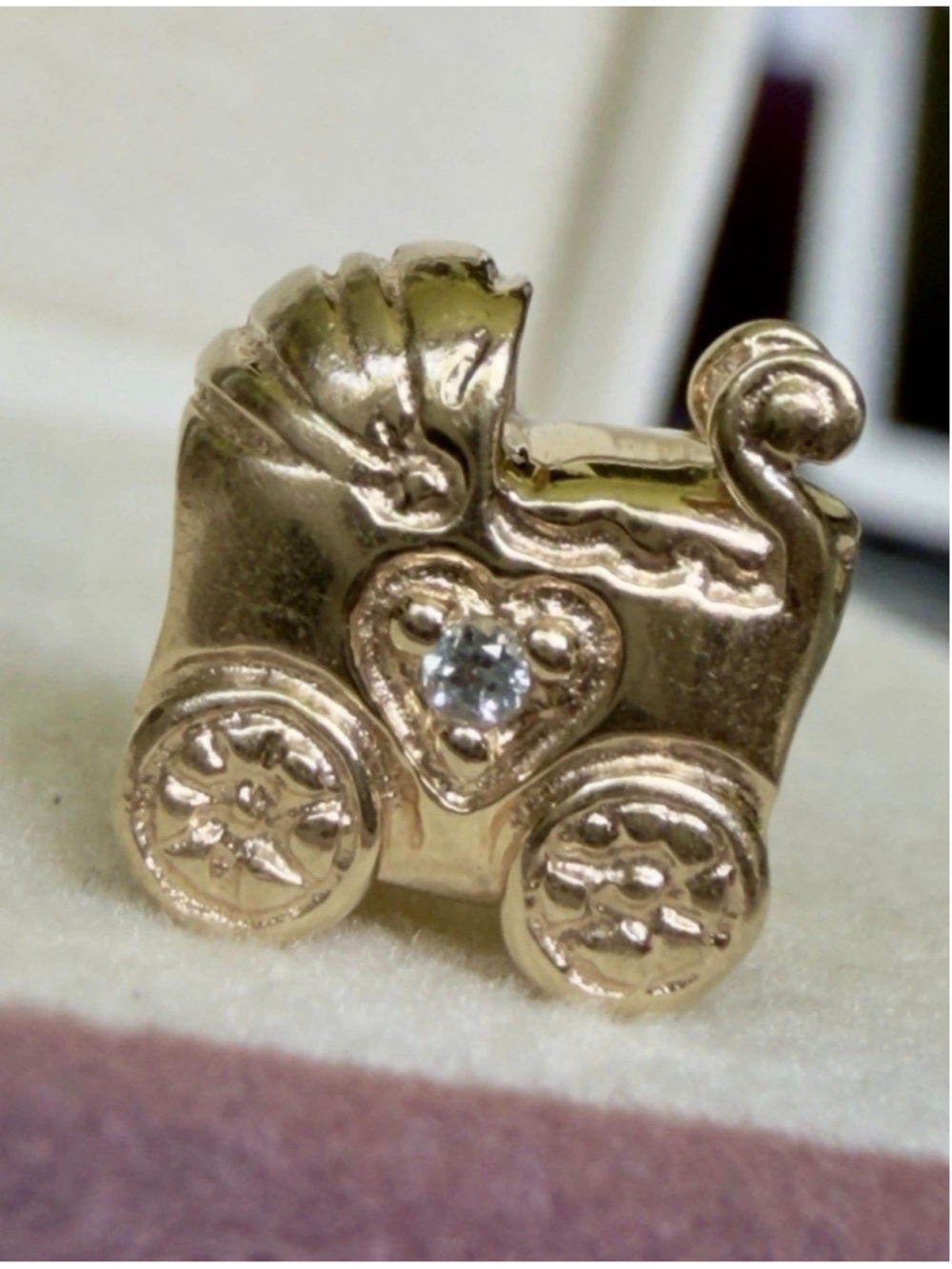 Pandora 14K Yellow Gold Baby Carriage Bead Blue Topaz - 750409BTP. 4.3gr
